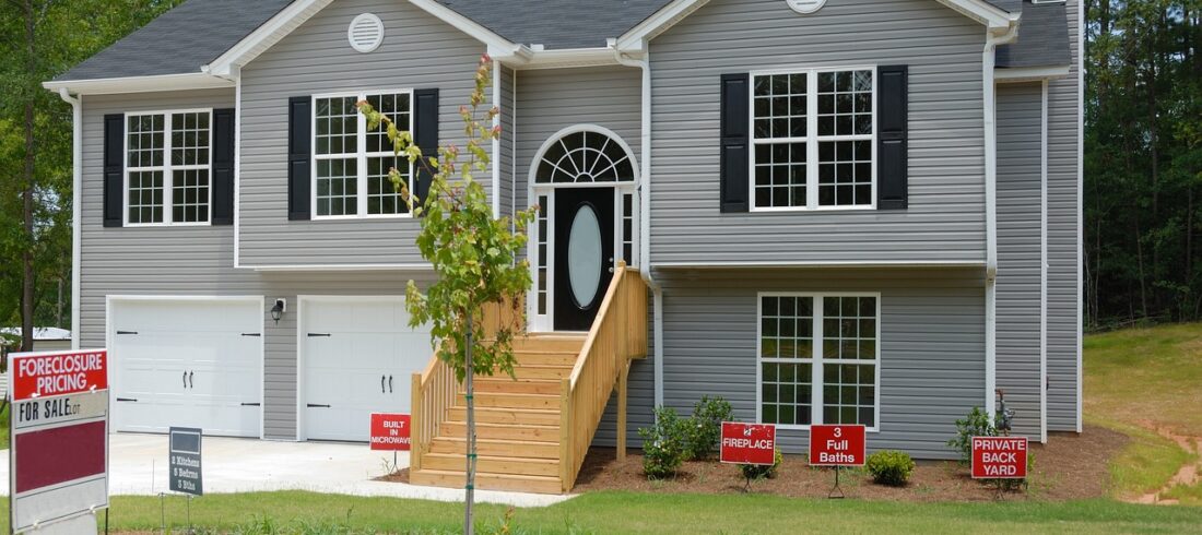 11home foreclosure